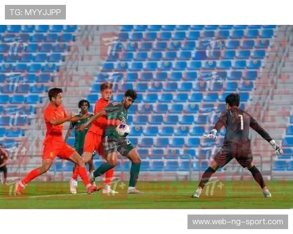 国际队与巴拉竞技的全面分析与战术对比探讨